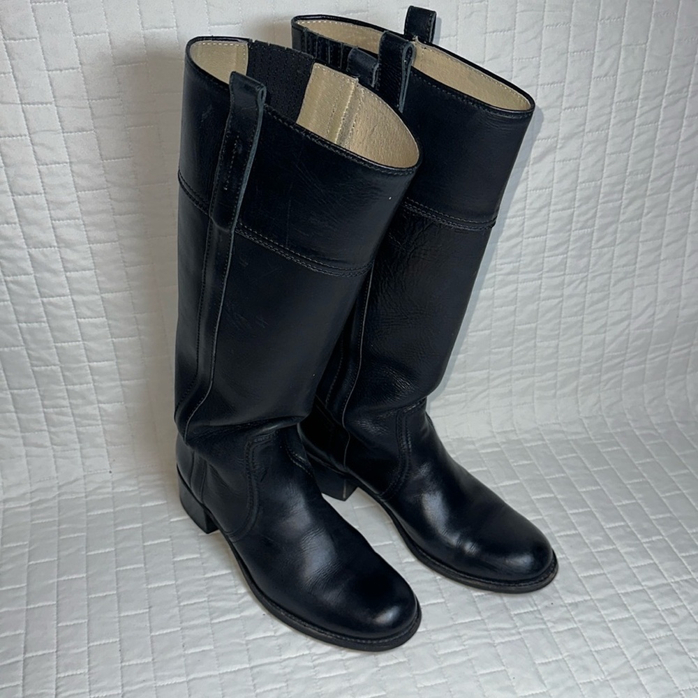 Sendra Black Heeled Boots for Women